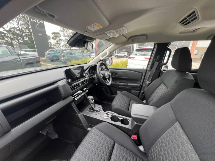 2025 MITSUBISHI Triton GLX