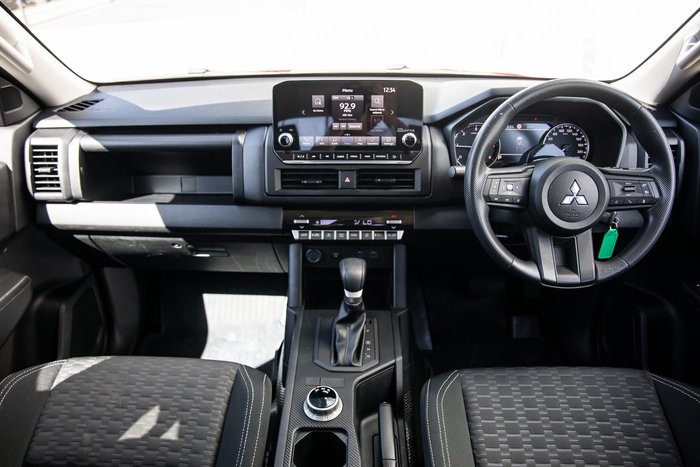 2024 Mitsubishi Triton GLX+
