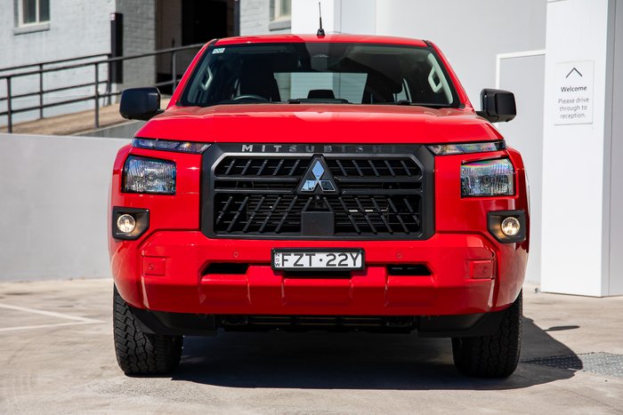 2024 Mitsubishi Triton GLX+
