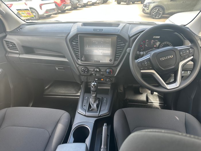 2025 Isuzu D-MAX MY25.5 Isuzu D-Max 4X4 Crew Cab Chassis SX 3.0L Automatic (TOR5016D) inc Heavy Duty Alloy Tray