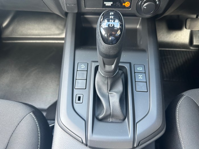 2025 Isuzu D-MAX MY25.5 Isuzu D-Max 4X4 Crew Cab Chassis SX 3.0L Automatic (TOR5016D) inc Heavy Duty Alloy Tray