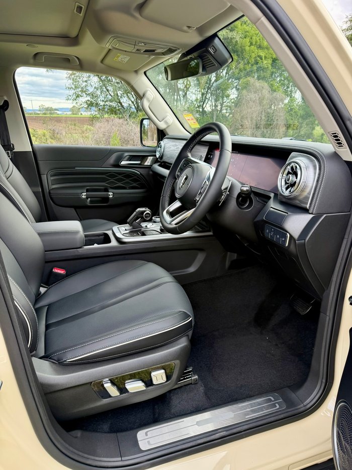 2026 GWM TANK 300 PHEV ULTRA