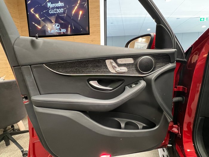 2022 MERCEDES-BENZ GLC 300 4MATIC