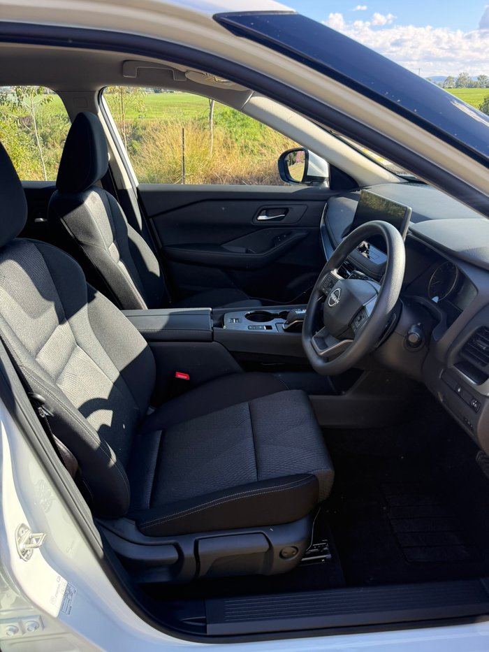 2026 NISSAN XTRAIL ST