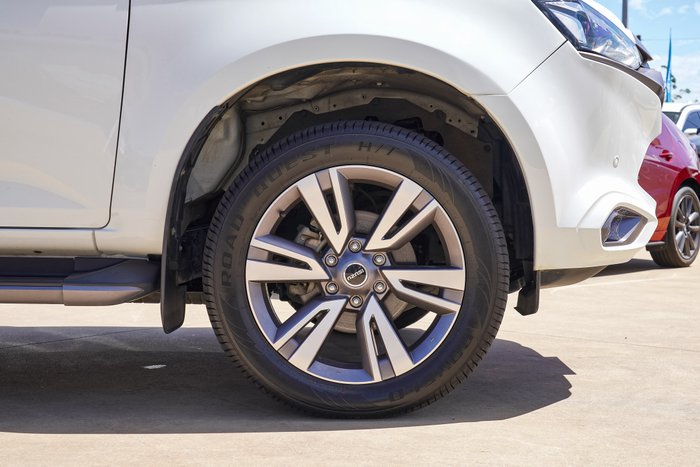 2023 Isuzu MU-X LS-T