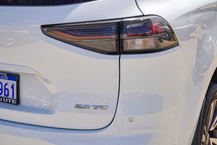 2023 Isuzu MU-X LS-T