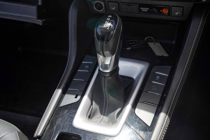 2023 Isuzu MU-X LS-T