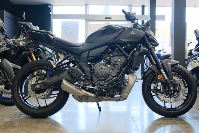 2025 YAMAHA MT-07 HO YAMAHA ROAD Black