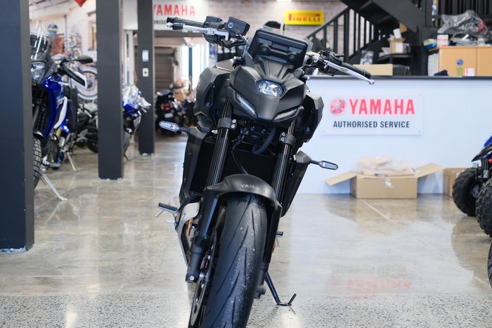2025 YAMAHA MT-07 HO YAMAHA ROAD Black