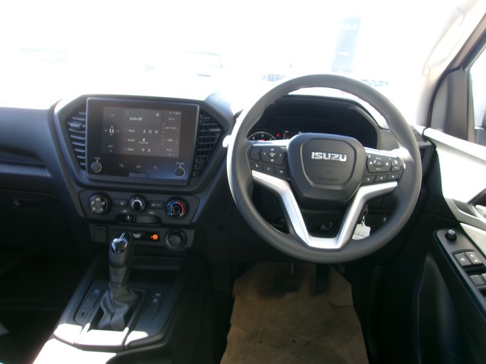 2025 Isuzu D-MAX Isuzu D-Max 4X4 Crew Cab Chassis SX 3.0L Automatic (TOR4016)