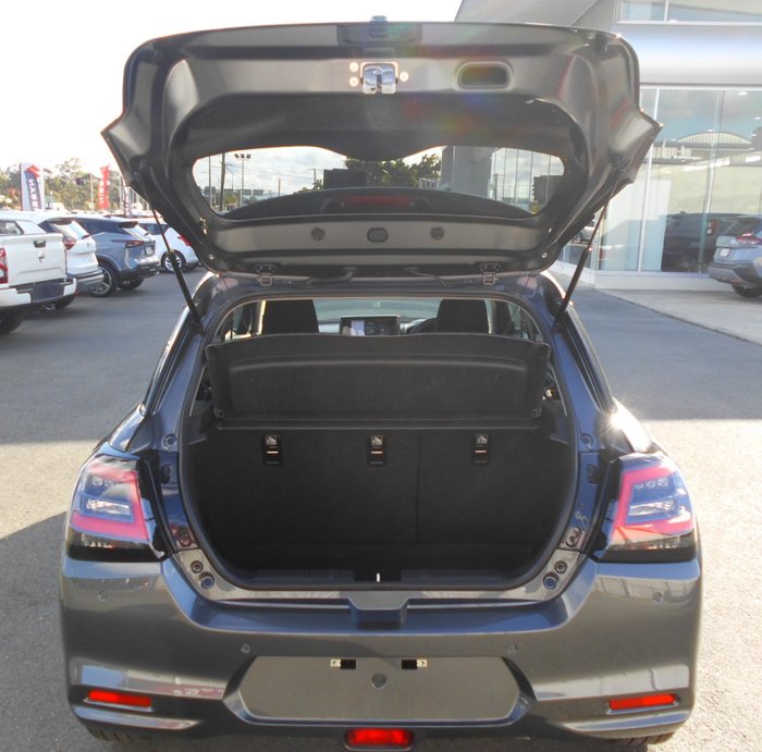 2025 Suzuki Swift Hybrid Plus