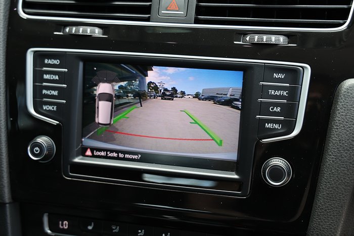 2016 VOLKSWAGEN GOLF 110 TSI HIGHLINE