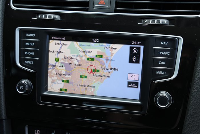 2016 VOLKSWAGEN GOLF 110 TSI HIGHLINE