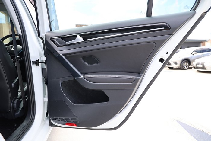 2016 VOLKSWAGEN GOLF 110 TSI HIGHLINE