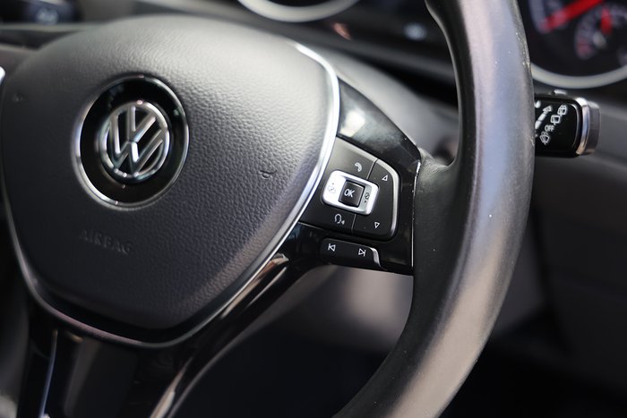 2016 VOLKSWAGEN GOLF 110 TSI HIGHLINE