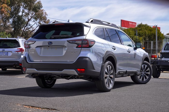 2025 Subaru Outback AWD Touring XT