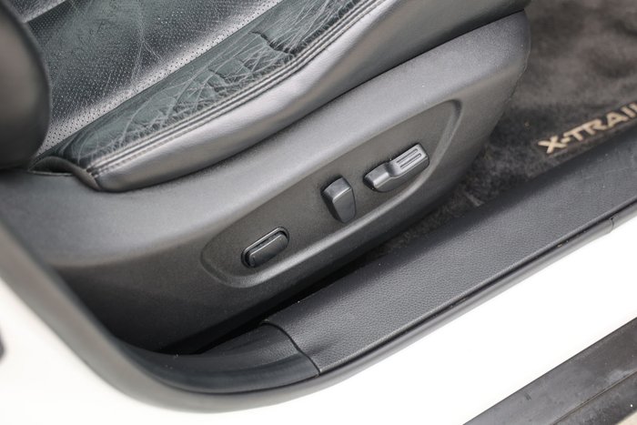 2016 NISSAN X-TRAIL ST-L (4x4)