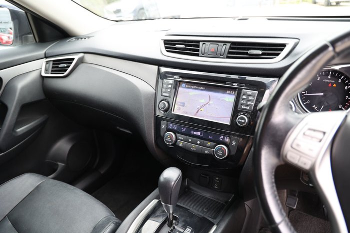 2016 NISSAN X-TRAIL ST-L (4x4)