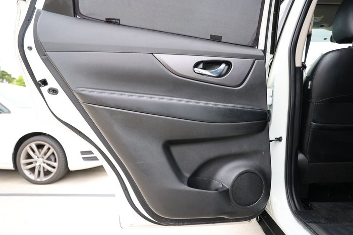 2016 NISSAN X-TRAIL ST-L (4x4)