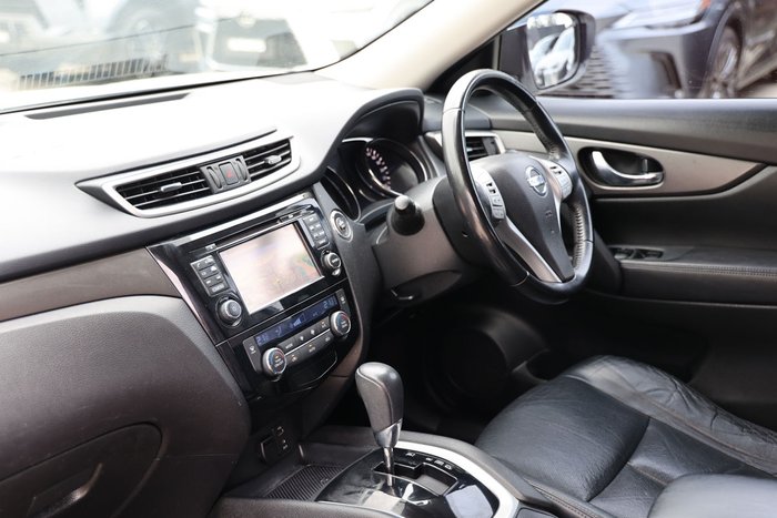 2016 NISSAN X-TRAIL ST-L (4x4)