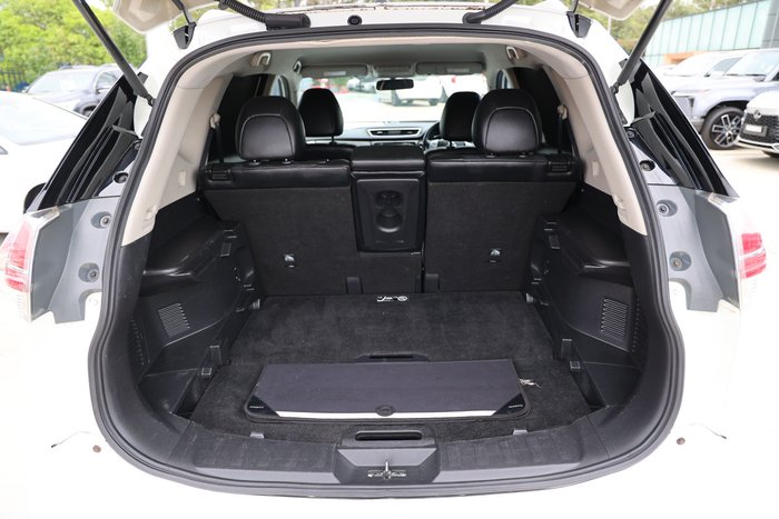 2016 NISSAN X-TRAIL ST-L (4x4)