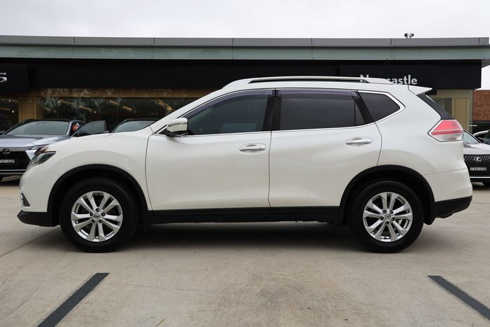 2016 NISSAN X-TRAIL ST-L (4x4)