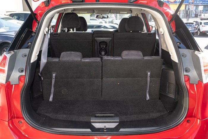 2016 Nissan X-TRAIL ST