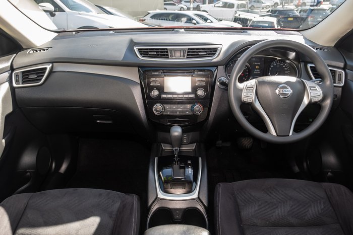 2016 Nissan X-TRAIL ST