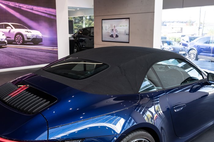 2019 Porsche 911 Carrera