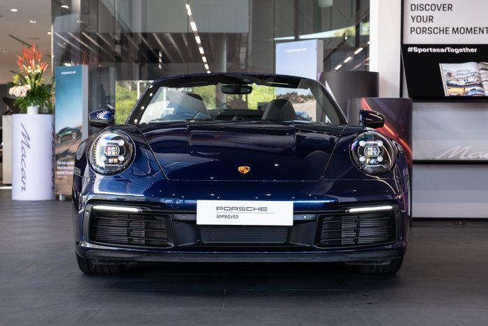 2019 Porsche 911 Carrera
