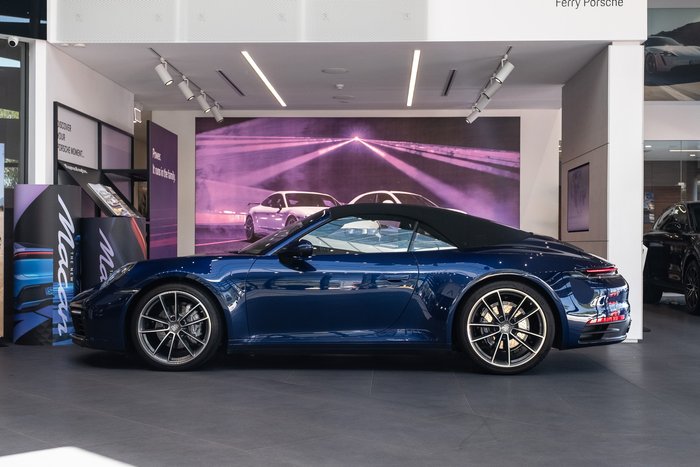 2019 Porsche 911 Carrera