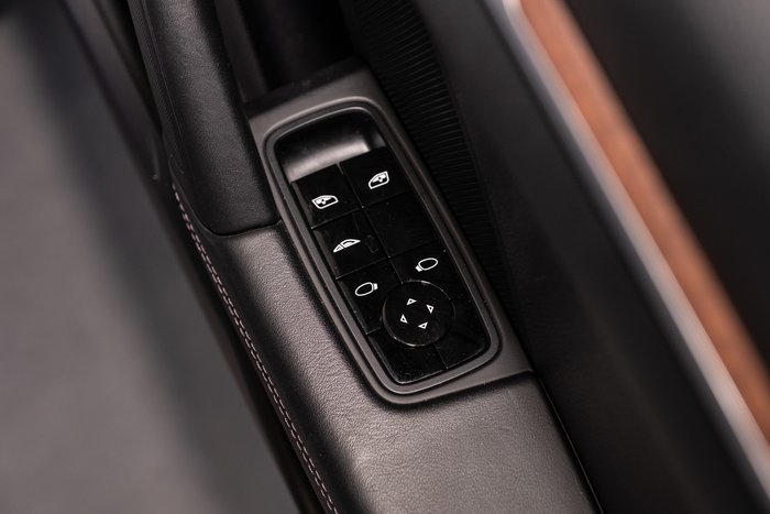 2019 Porsche 911 Carrera