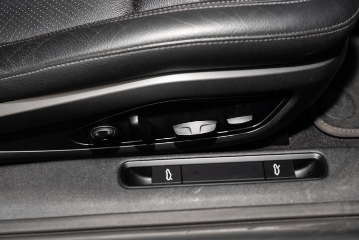 2019 Porsche 911 Carrera