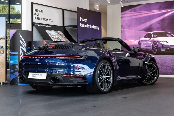 2019 Porsche 911 Carrera