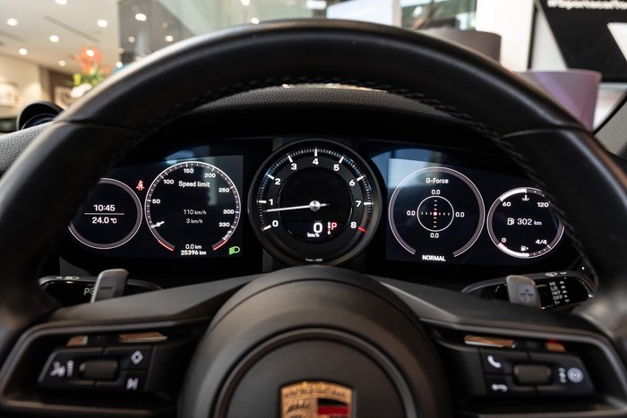 2019 Porsche 911 Carrera