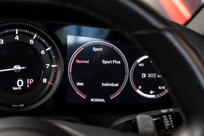 2019 Porsche 911 Carrera