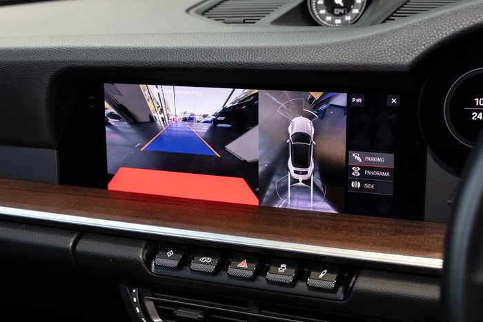 2019 Porsche 911 Carrera