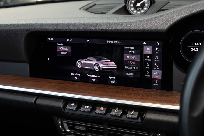 2019 Porsche 911 Carrera