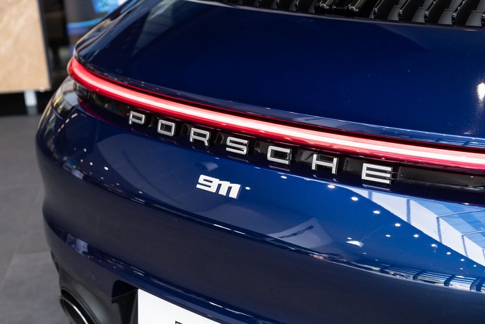 2019 Porsche 911 Carrera