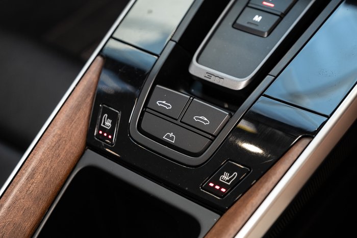 2019 Porsche 911 Carrera