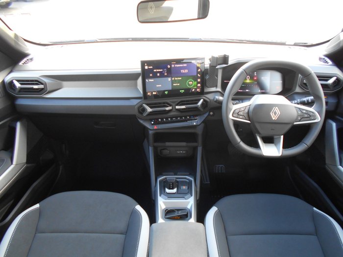 2025 Renault Duster Techno