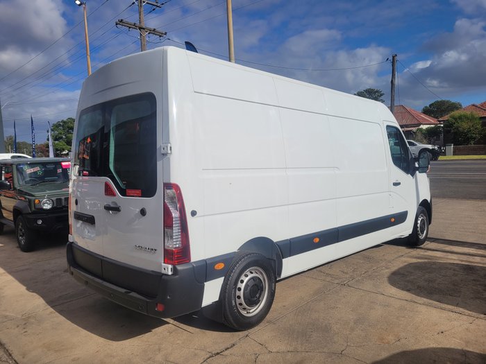 2024 Renault Master Pro 110kW