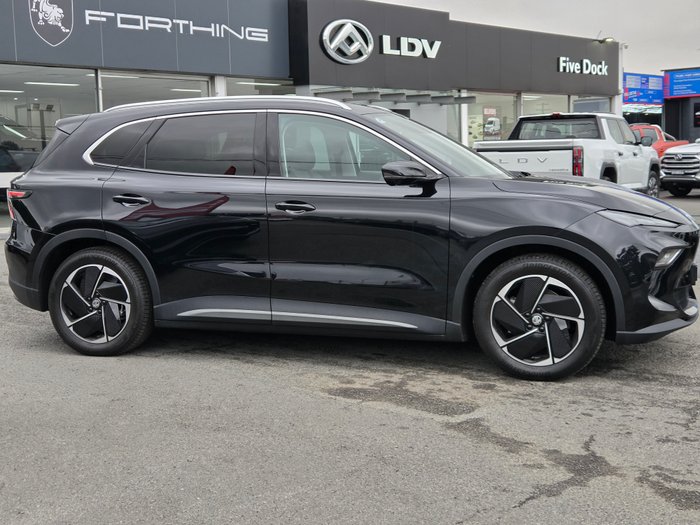 2025 MG MGS5 EV