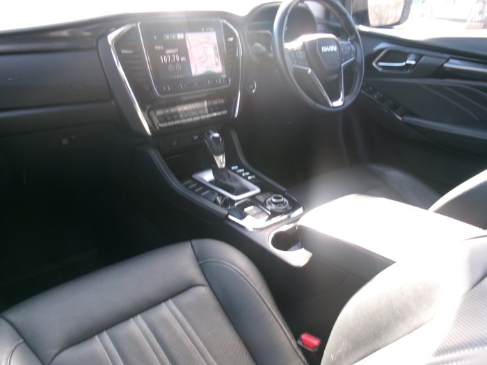 2023 ISUZU MU-X LS-T (4x4)