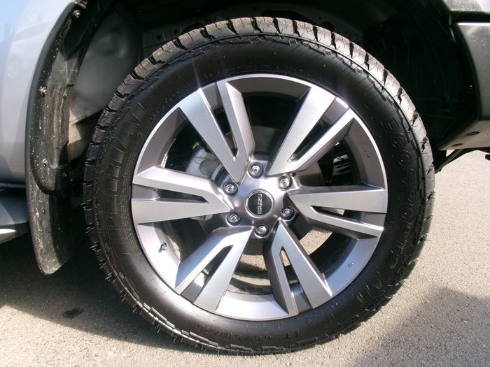 2023 ISUZU MU-X LS-T (4x4)