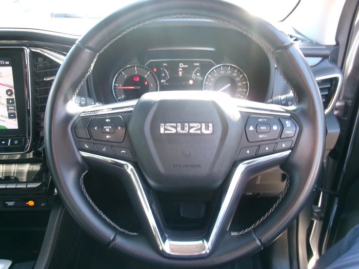 2023 ISUZU MU-X LS-T (4x4)