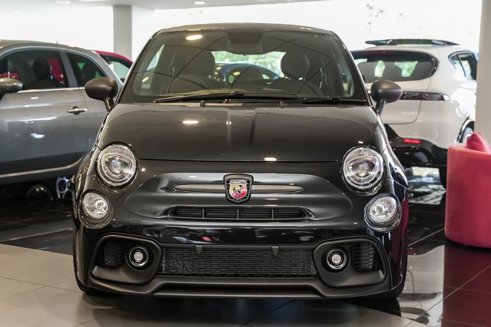 2024 Abarth 695 75 Anniversario