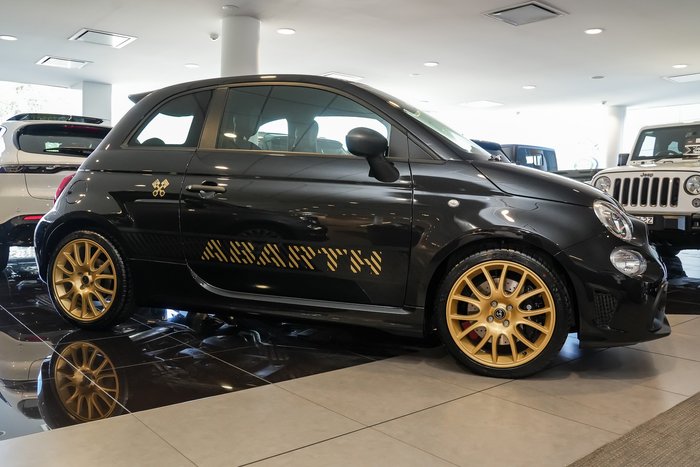 2024 Abarth 695 75 Anniversario