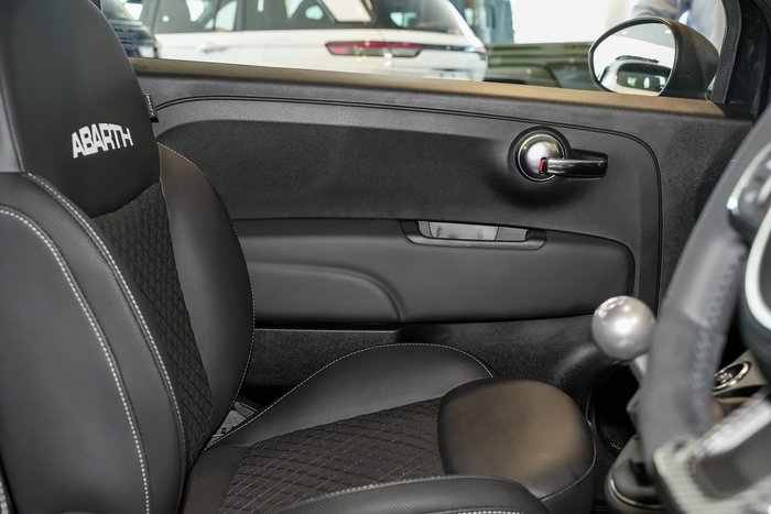 2024 Abarth 695 75 Anniversario