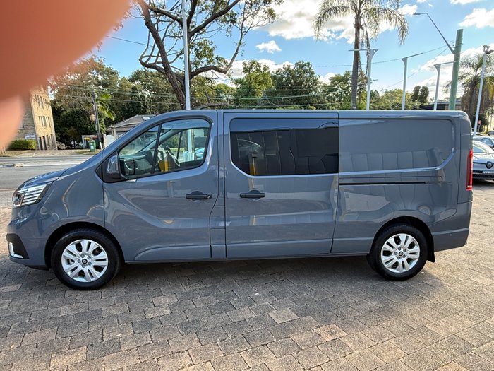 2026 Renault Trafic MY26 Crew Lifestyle